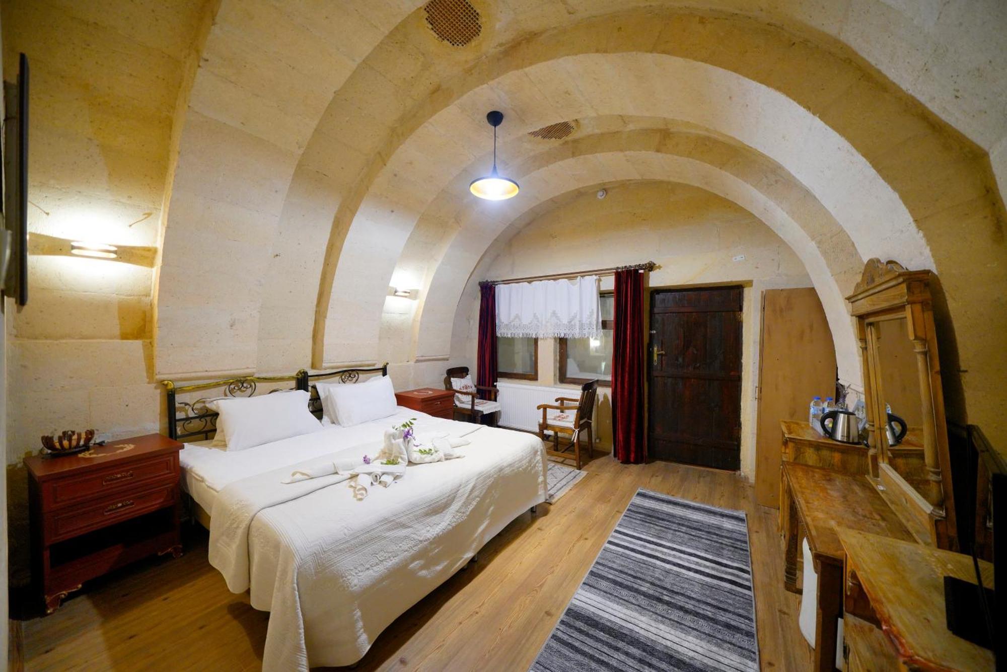Отель Antik Cave House Ургуп Экстерьер фото